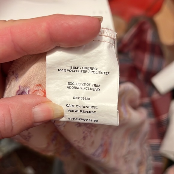 Taylor & Sage boho button down blouse with tassels size small - Picture 9 of 10